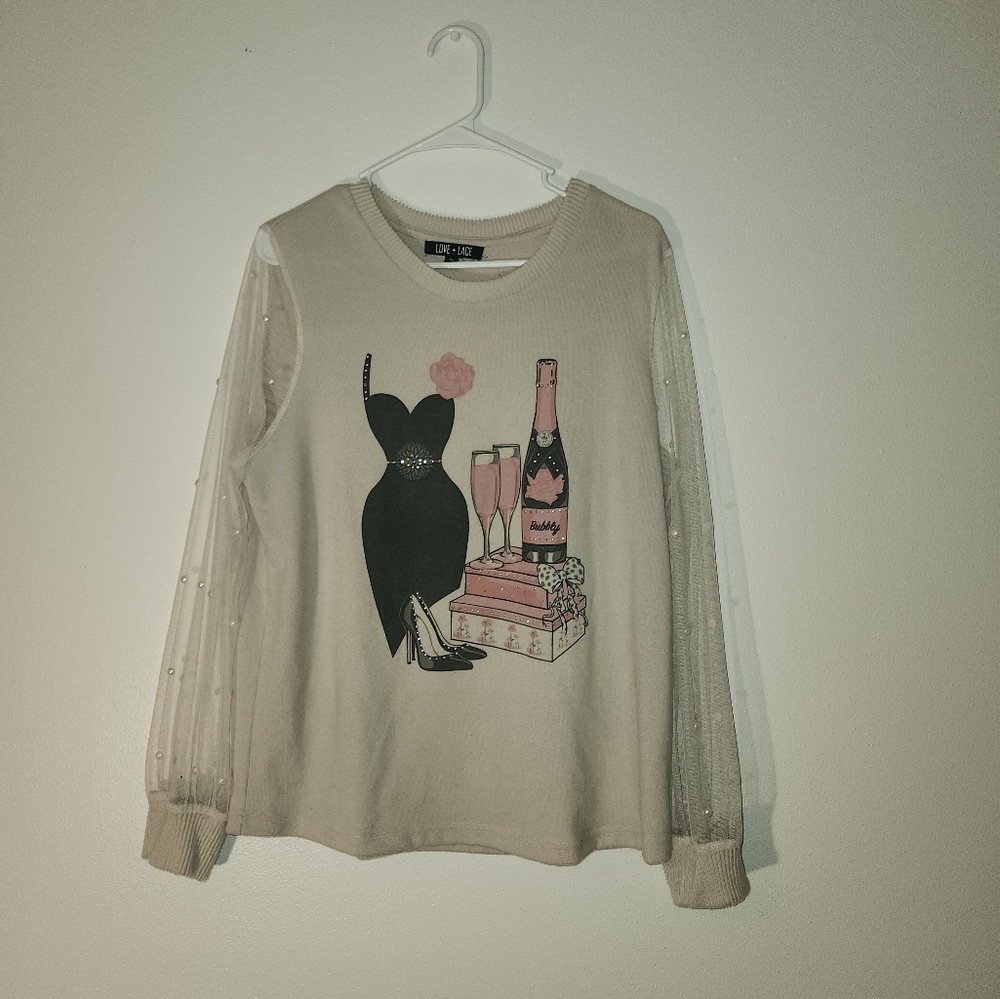Women's Love + Lace  Sheer Sleeve w/ Pearl Top Size XL